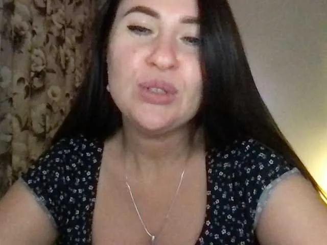 olexamiller — Respectful attitude, pleasant conversations, emotional and mental intelligence, humor, and playfulness attract my attention.