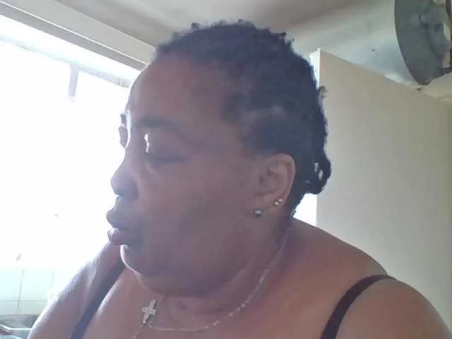 pussylips53 on BongaCams 