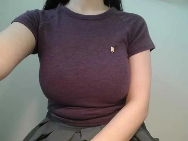 QueenHot92 on BongaCams 