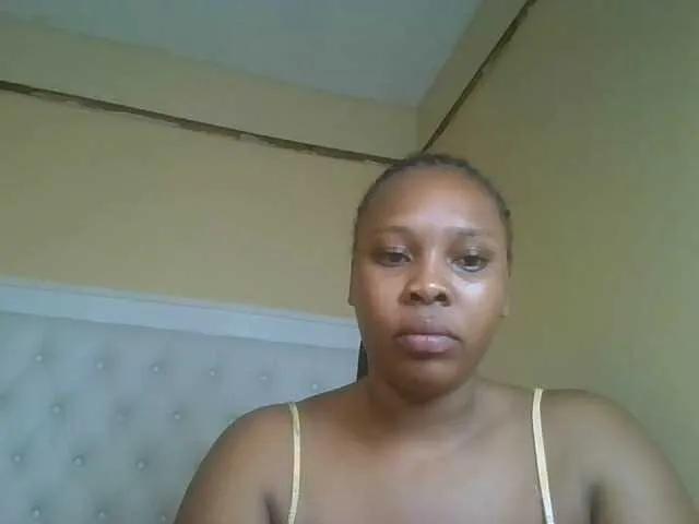 Queenlily25 — Freechat on BongaCams