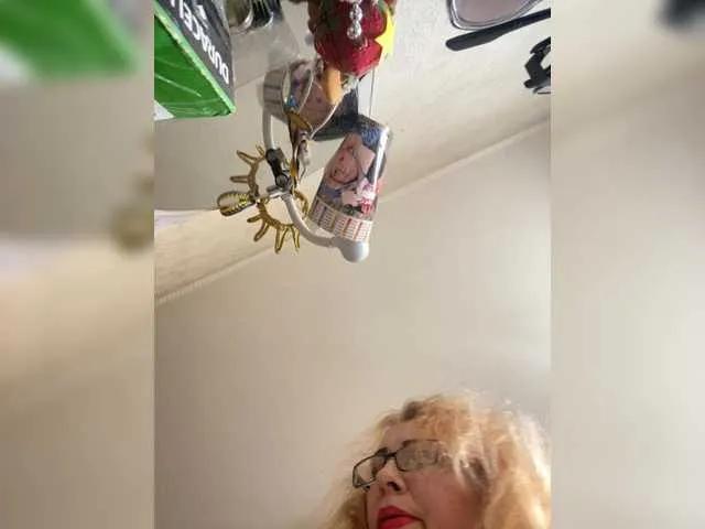 Ritia on BongaCams 
