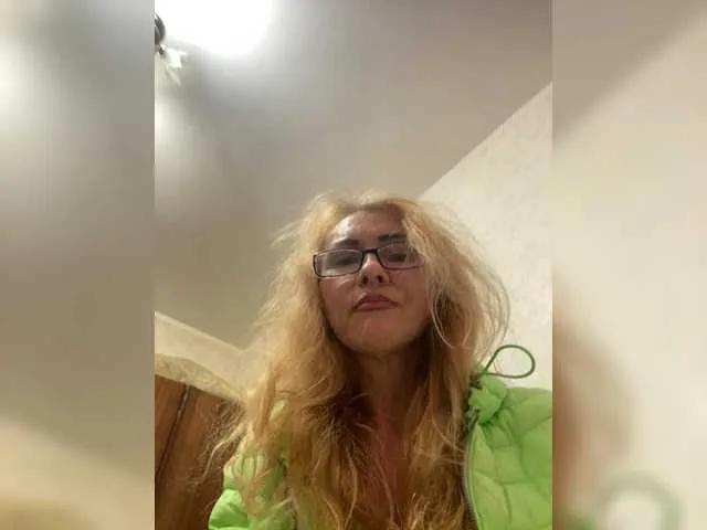 Ritia on BongaCams 