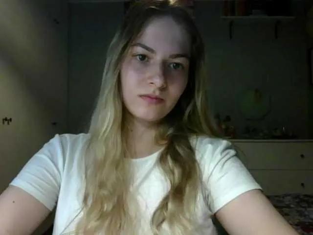 Avatar of RosieJune