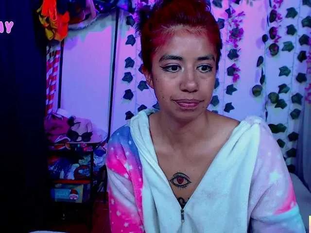 Offline roxanbunny on BongaCams
