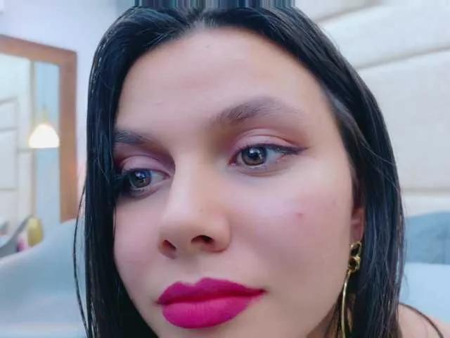 Avatar of RubyScarlett