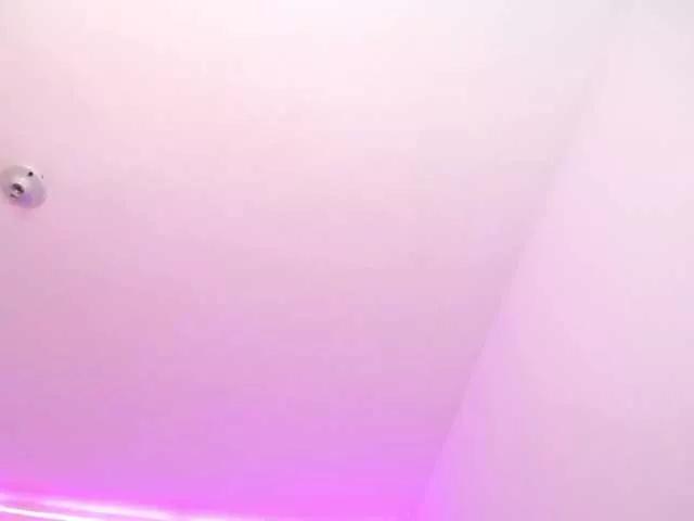 Offline Sammyviolet on BongaCams