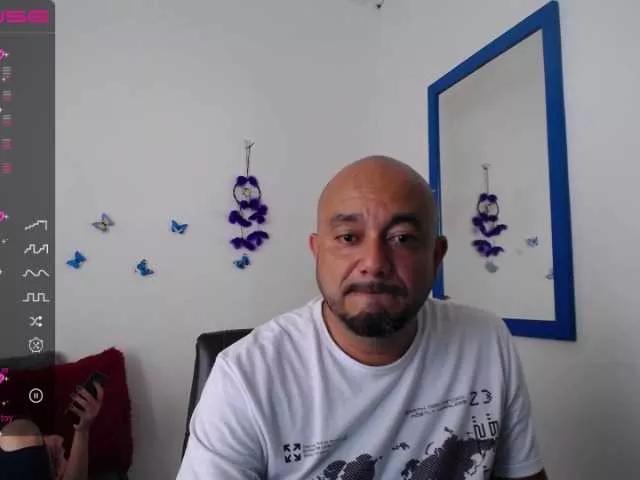 SaraSmith2 on BongaCams 