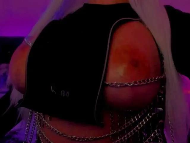 SashaBlue — Presents for no reason (big tips) 
Nice behaivior 
If u make me happy i will make u happier
