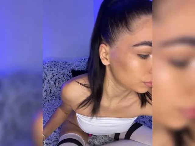 Sashaluvv — Freechat on BongaCams