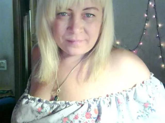 Savan35na on BongaCams 