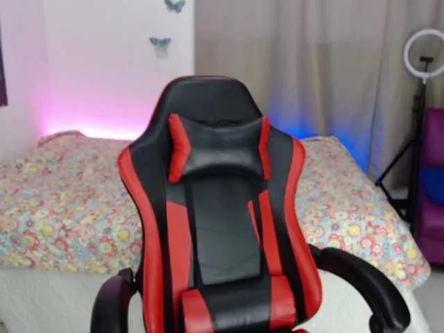 scarlett222 — Freechat on BongaCams