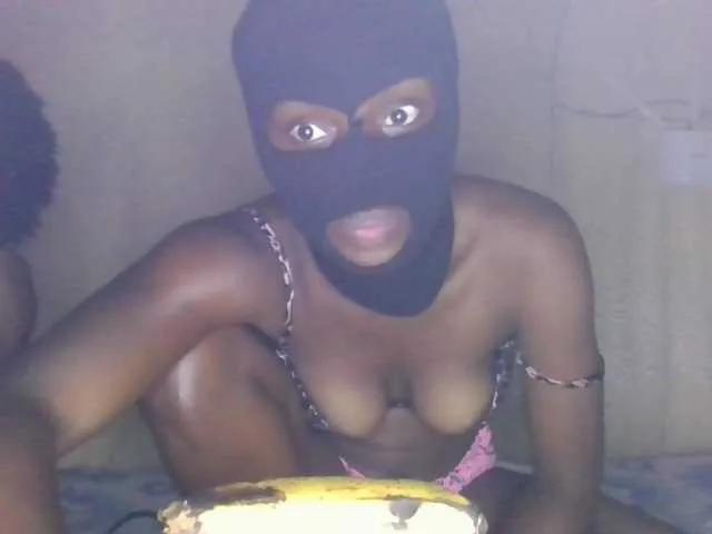 BongaCams Sexymammy001 is Freechat Sexymammy001 — Licking