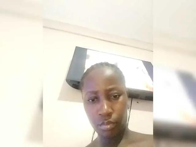 Offline SoniaBella on BongaCams