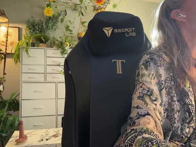 sunnie-dayz — Freechat on BongaCams