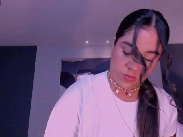 Offline SussyBell on BongaCams