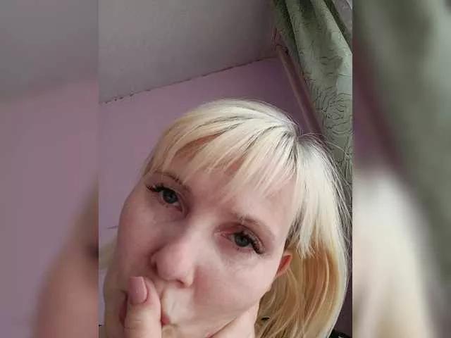 Sweetie454 on BongaCams 