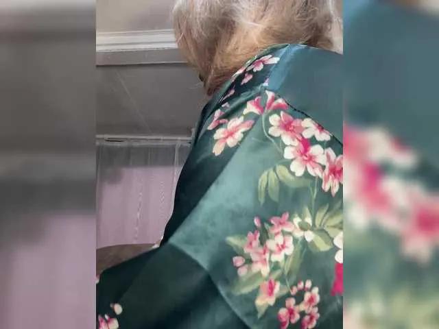 BongaCams SweetMammy-1 is Freechat SweetMammy-1 — It excites a man's mind and intelligent humor. I love trying new things!