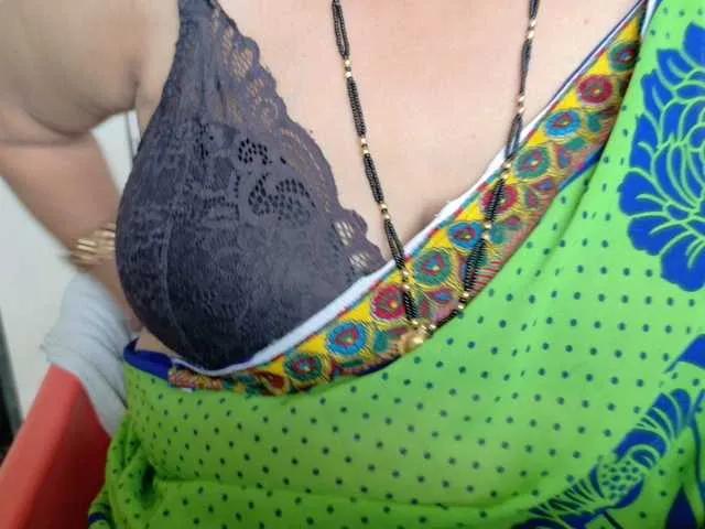 TABOOBREAKERS — GENTLEMEN 
MEN WHO VALUE ME MY TIME 
TEENAGERS 
DADDIES AND MATURE MEN 
BDSM 
ROLEPLAYS
ANAL AND ORAL PLAYS
DIRTY TALKING /CHATTING 

ROMANTIC DATES

SHOPPING 

SHOES BAGS AND SEX TOYS