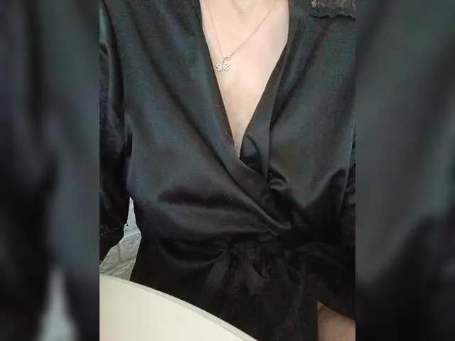 Offline Tata42 on BongaCams