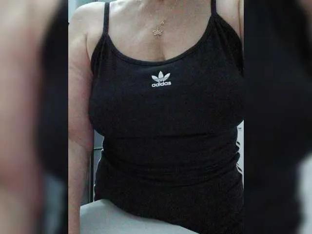 Offline Tata42 on BongaCams
