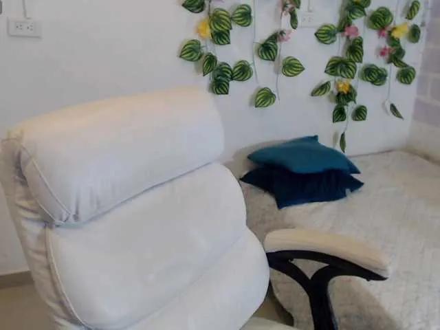 tiffany-69 on BongaCams 