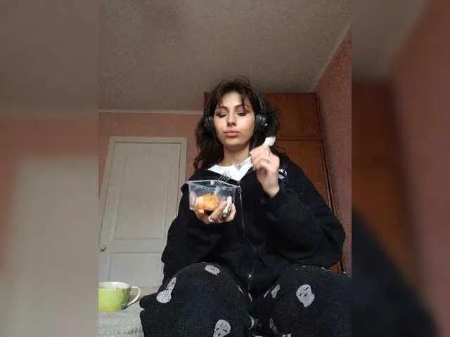 Offline Tinablackkk on BongaCams