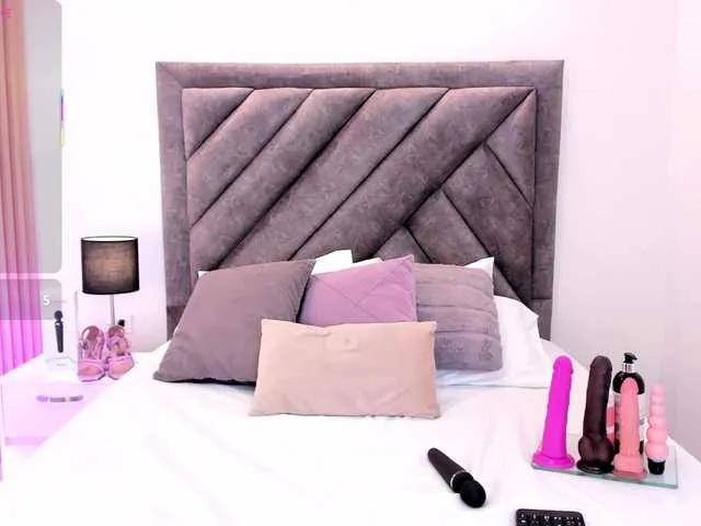 ValeryPretty- — Kisses on the neck, playing with nipples, playing with clit