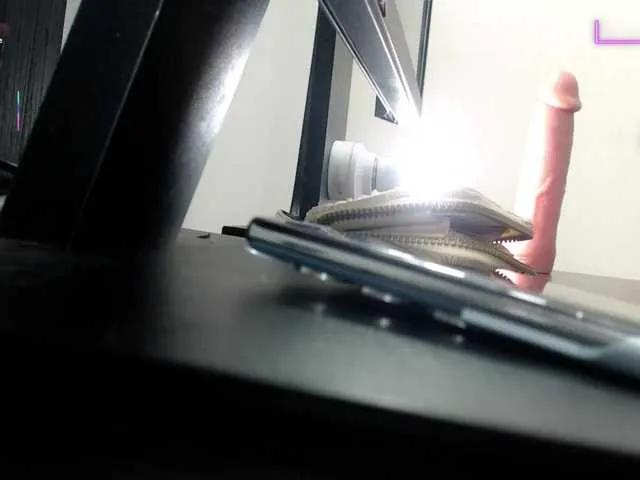 Offline Vanessa- on BongaCams