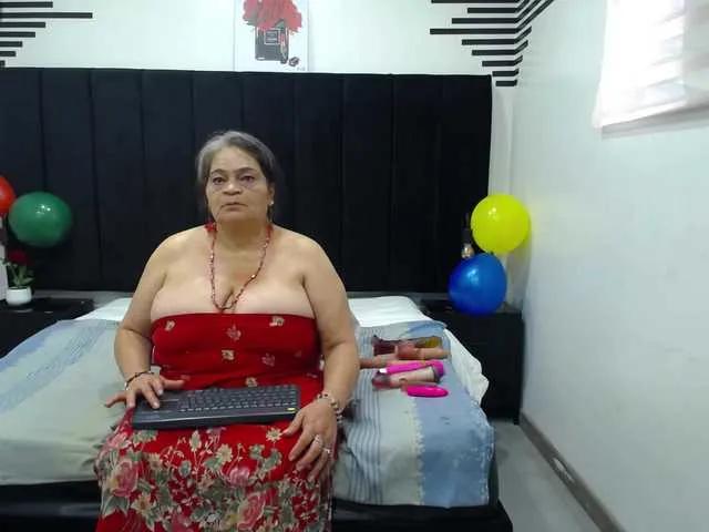 VickyBoobss