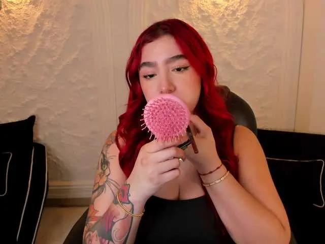 ViolettCastel — Emotional connection: Feeling wanted, understood and valued.

Stimulating conversations: Talking about interesting topics or sharing fantasies.

Seduction games: Messages, glances, subtle touches.