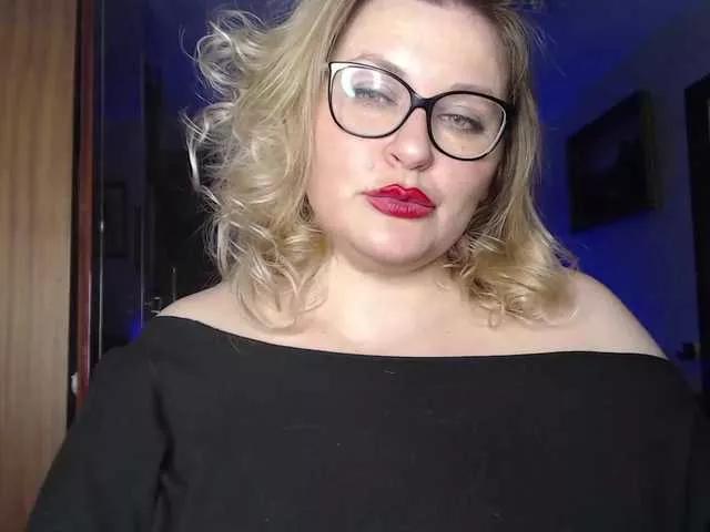 Avatar of WifeyNusha