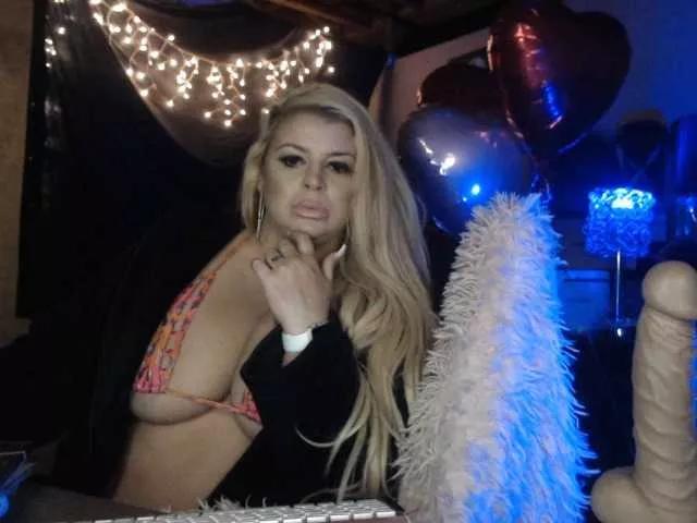 Offline xtinastar on BongaCams