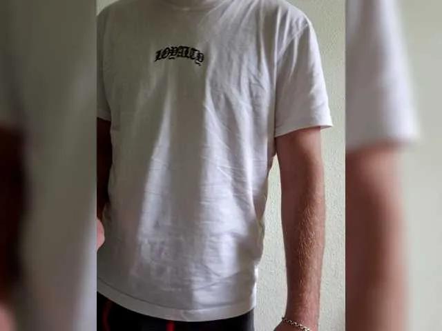 Offline xxxharmonyyy on BongaCams