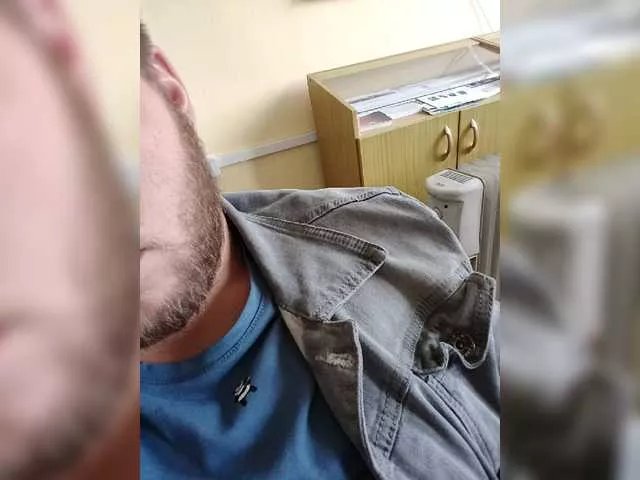 XXXklsdf on BongaCams 