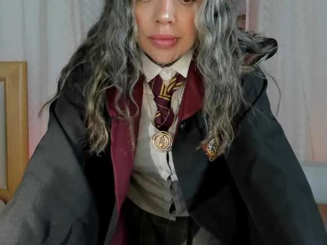 yandracelis — caress my bigclit