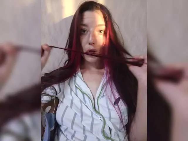 Offline Ymmixxx on BongaCams
