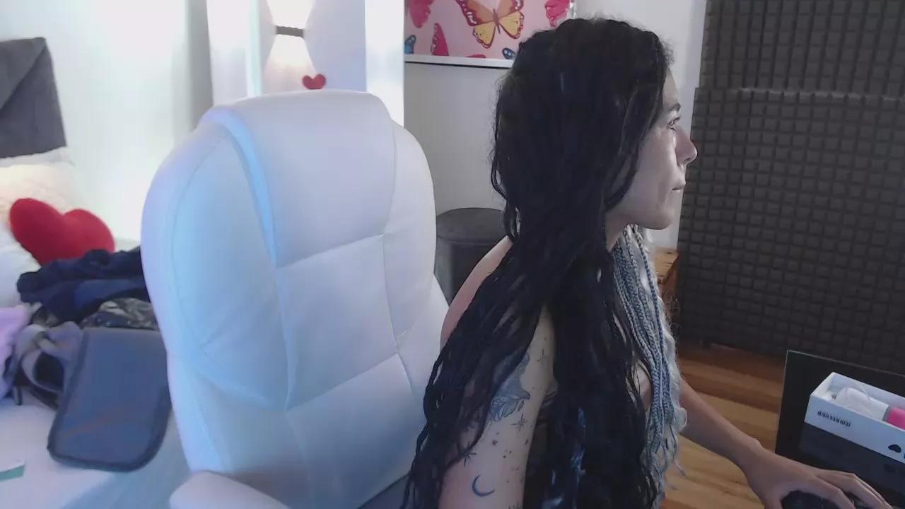 _lili_rose on Cam4 