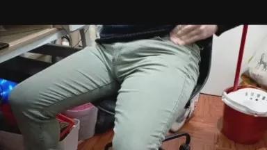 Offline AAAverage on Cam4