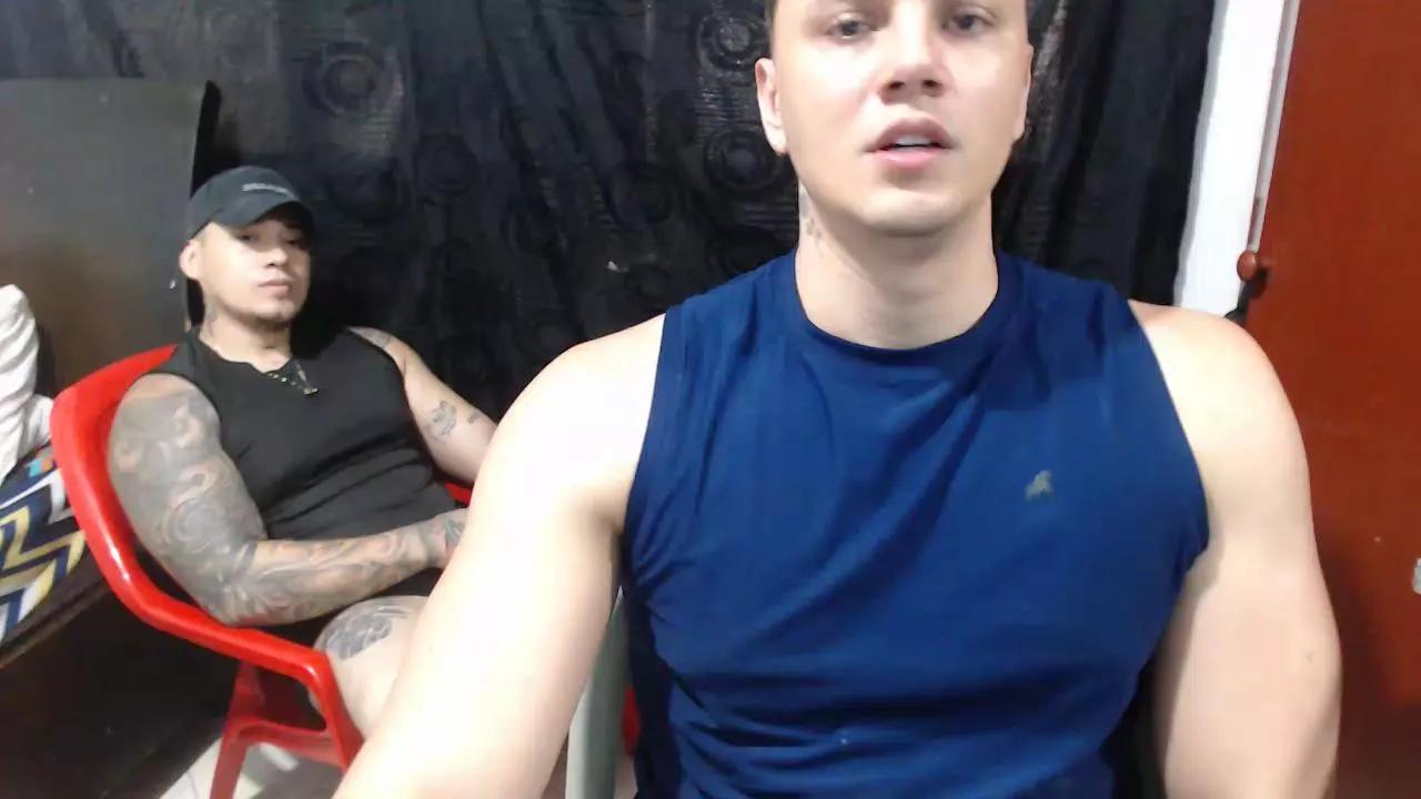 ABRAHAM_ALLISON on Cam4 