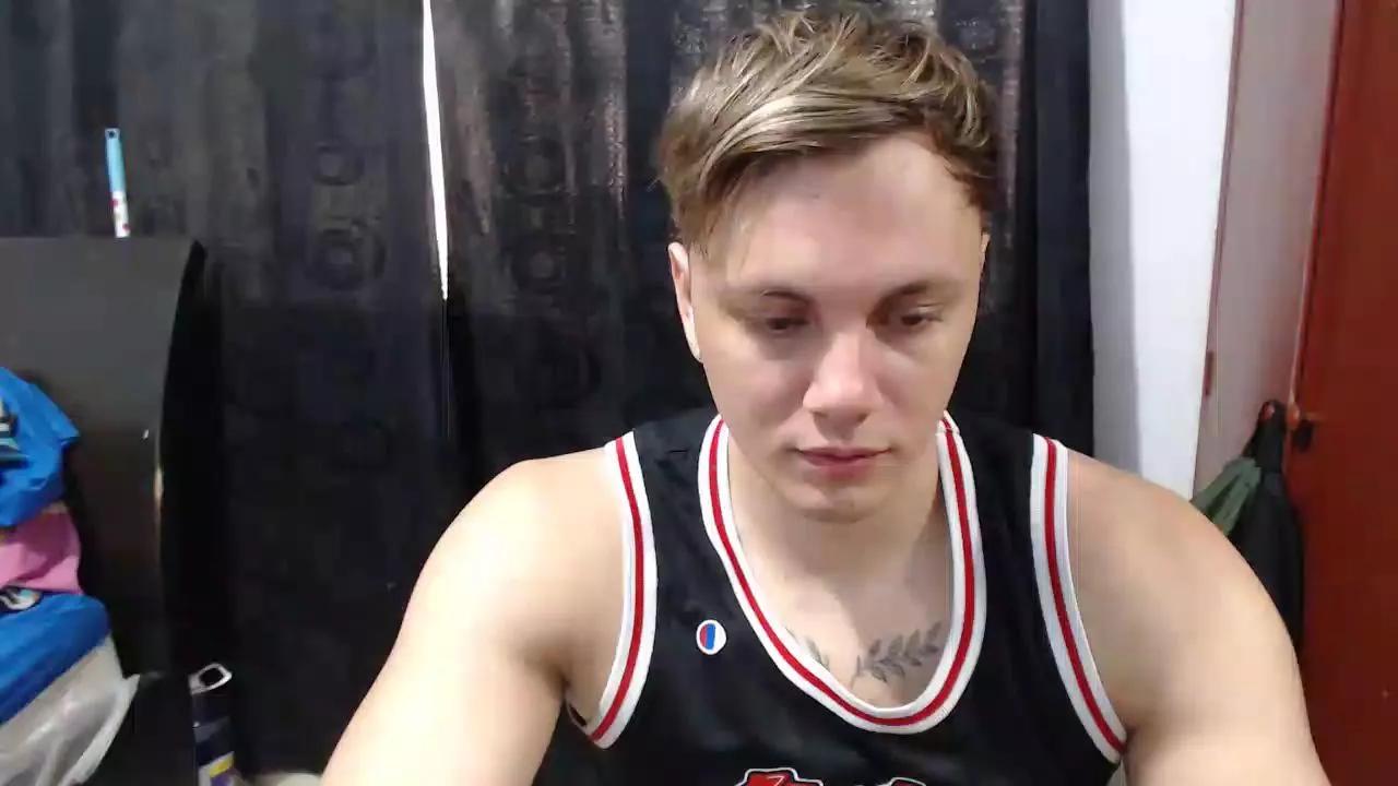 ABRAHAM_ALLISON on Cam4 