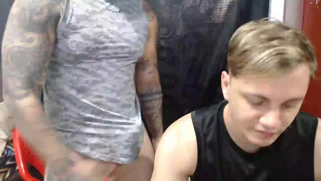 ABRAHAM_ALLISON on Cam4 