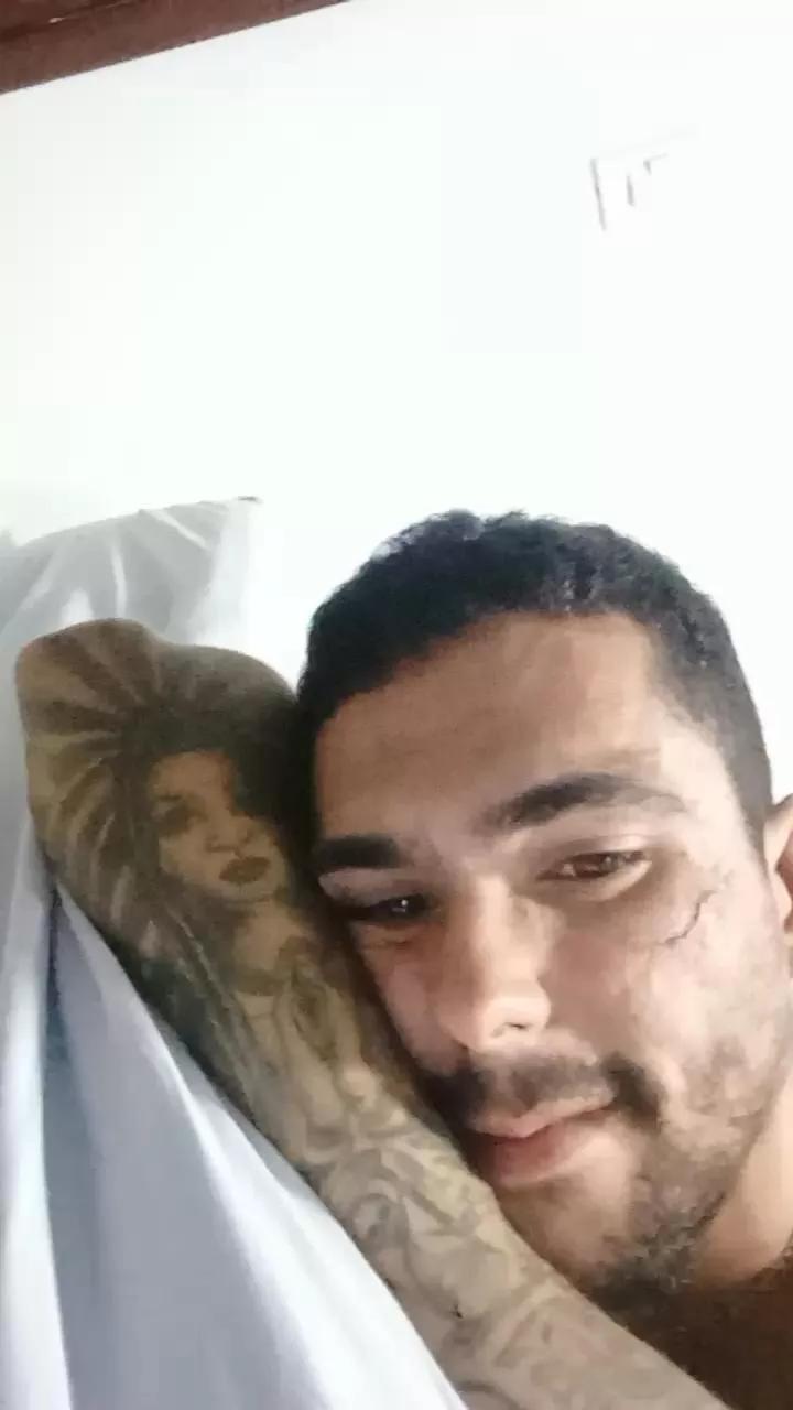 AbrahaoLutador on Cam4 