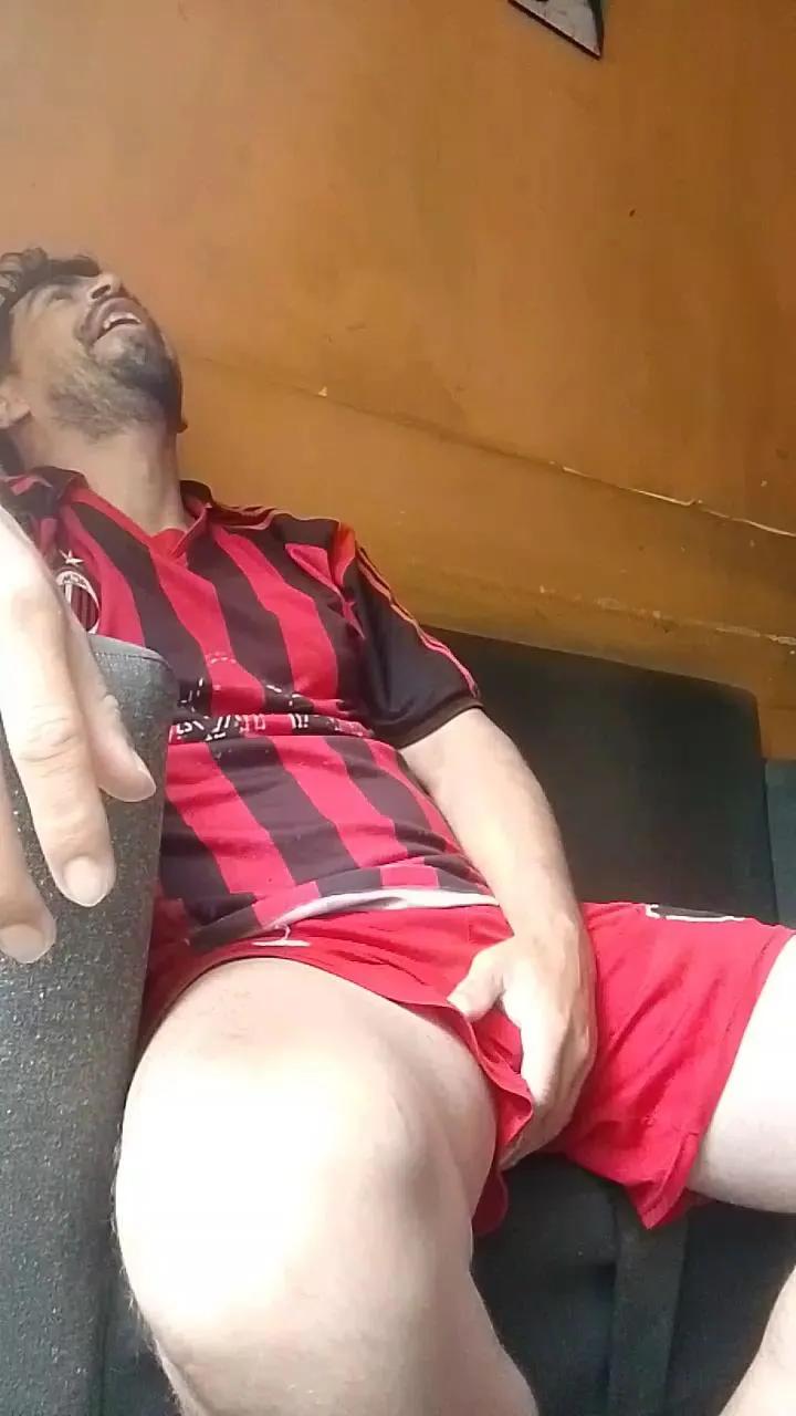 Offline adrian2335 on Cam4