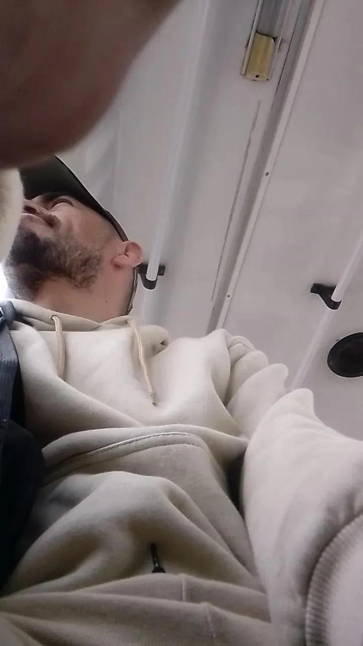 Offline adrian2335 on Cam4