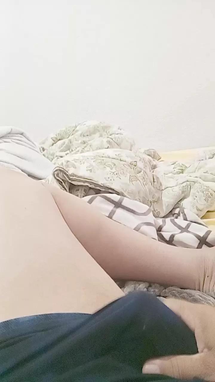 aera3 on Cam4 