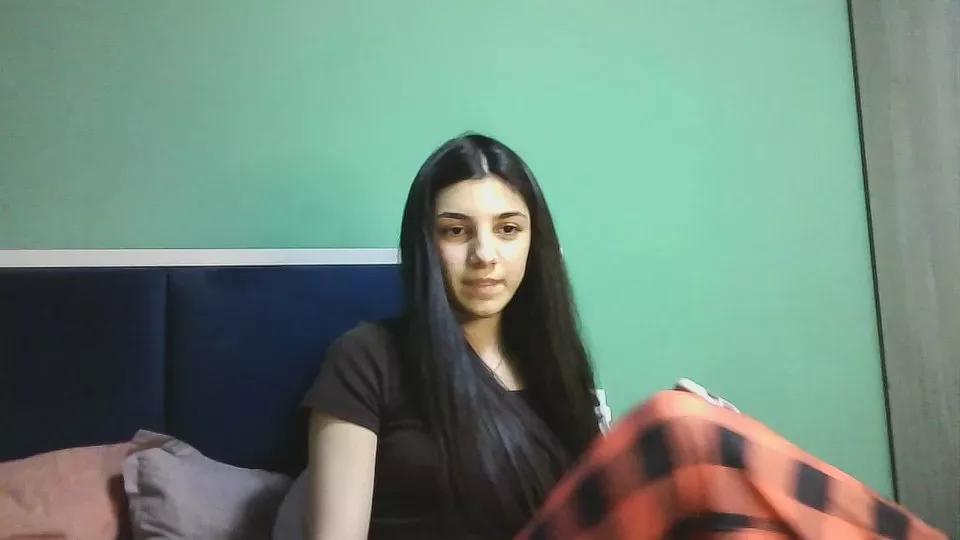Offline Ahotkittyxx on Cam4