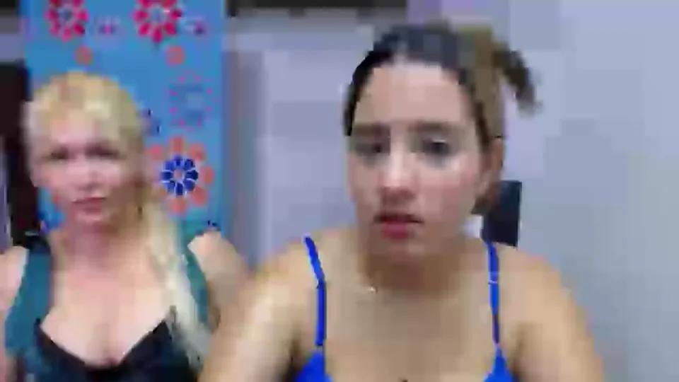 Freechat aisha_hassa on Cam4