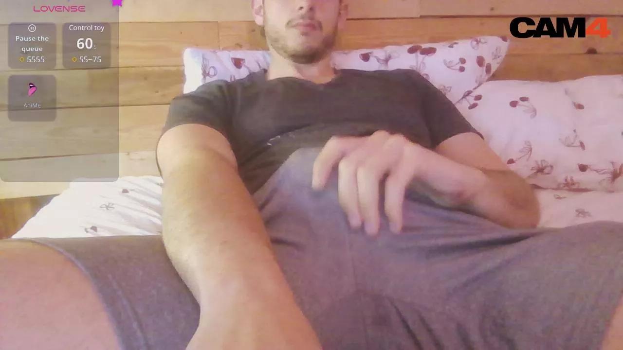Akraga_cam on Cam4 