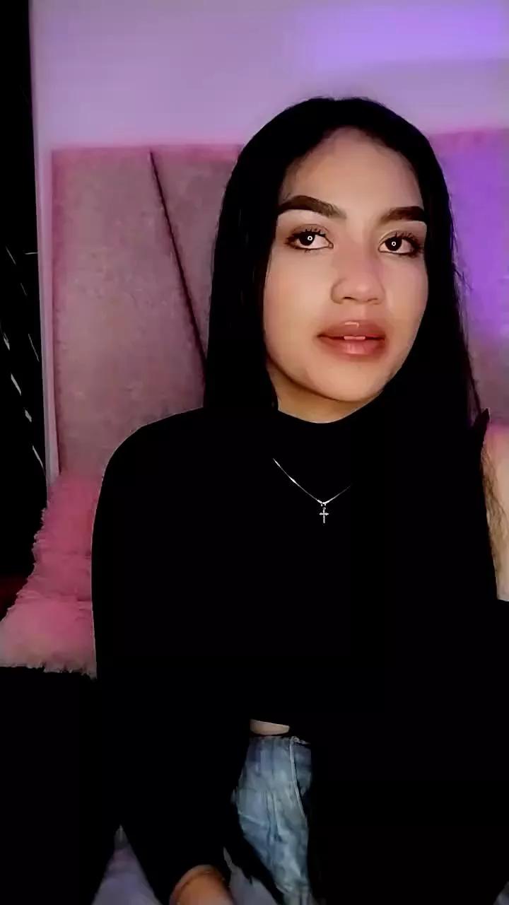Offline Alahiateen on Cam4