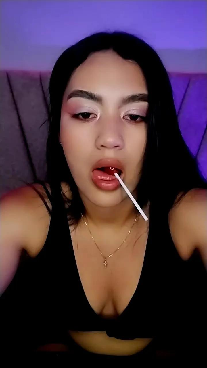 Offline Alahiateen on Cam4